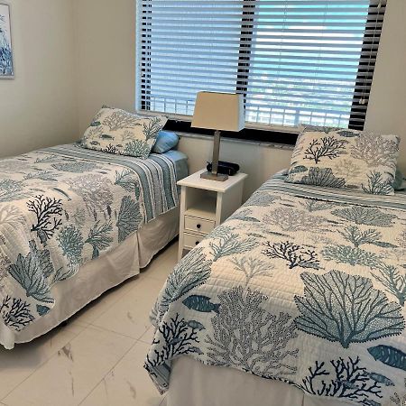 The Sea-Winds Condo I Renovated Beachfront 2 Bed 2 Bath Condo Marco Island Eksteriør billede